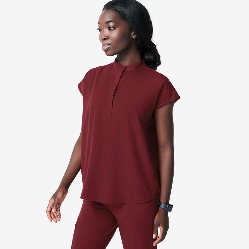 NWT Figs Rafaela scrub top in burgundy size L